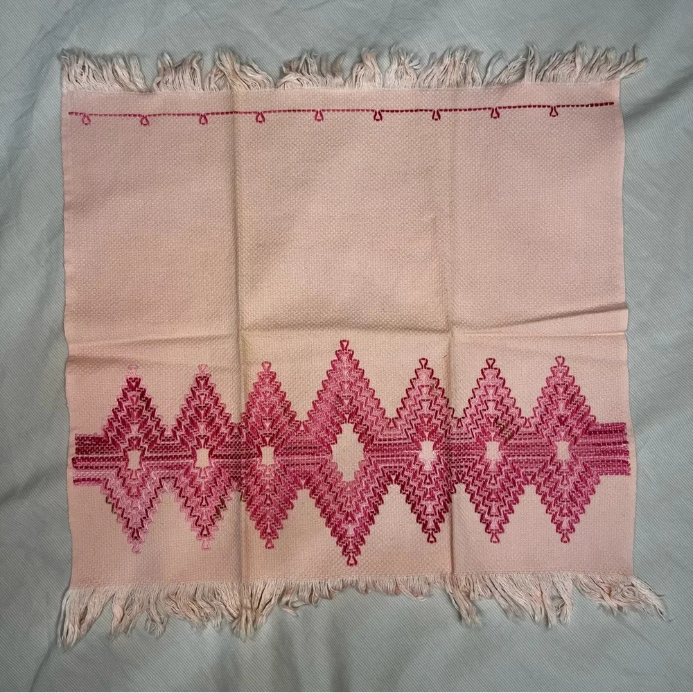 Vintage Set Huck Hand Guest Towel Embroidered Swedish Weaving Pink 13.5x16
